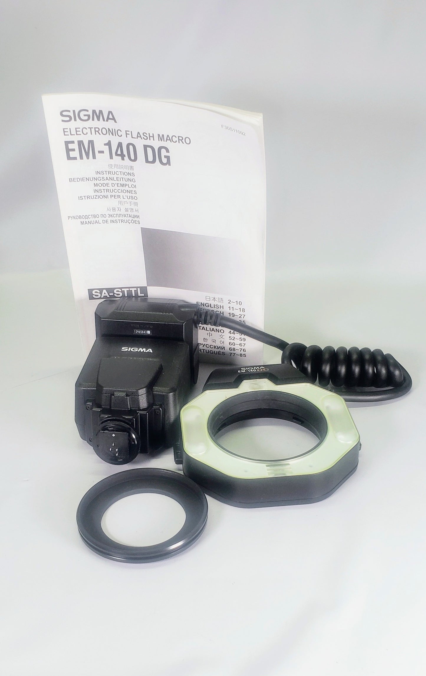 Sigma EM-140 DG Macro Ring Flash
