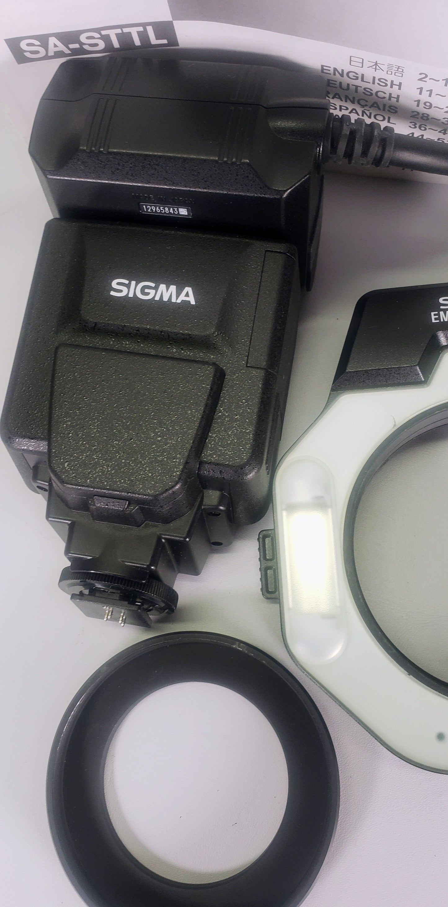 Sigma EM-140 DG Macro Ring Flash