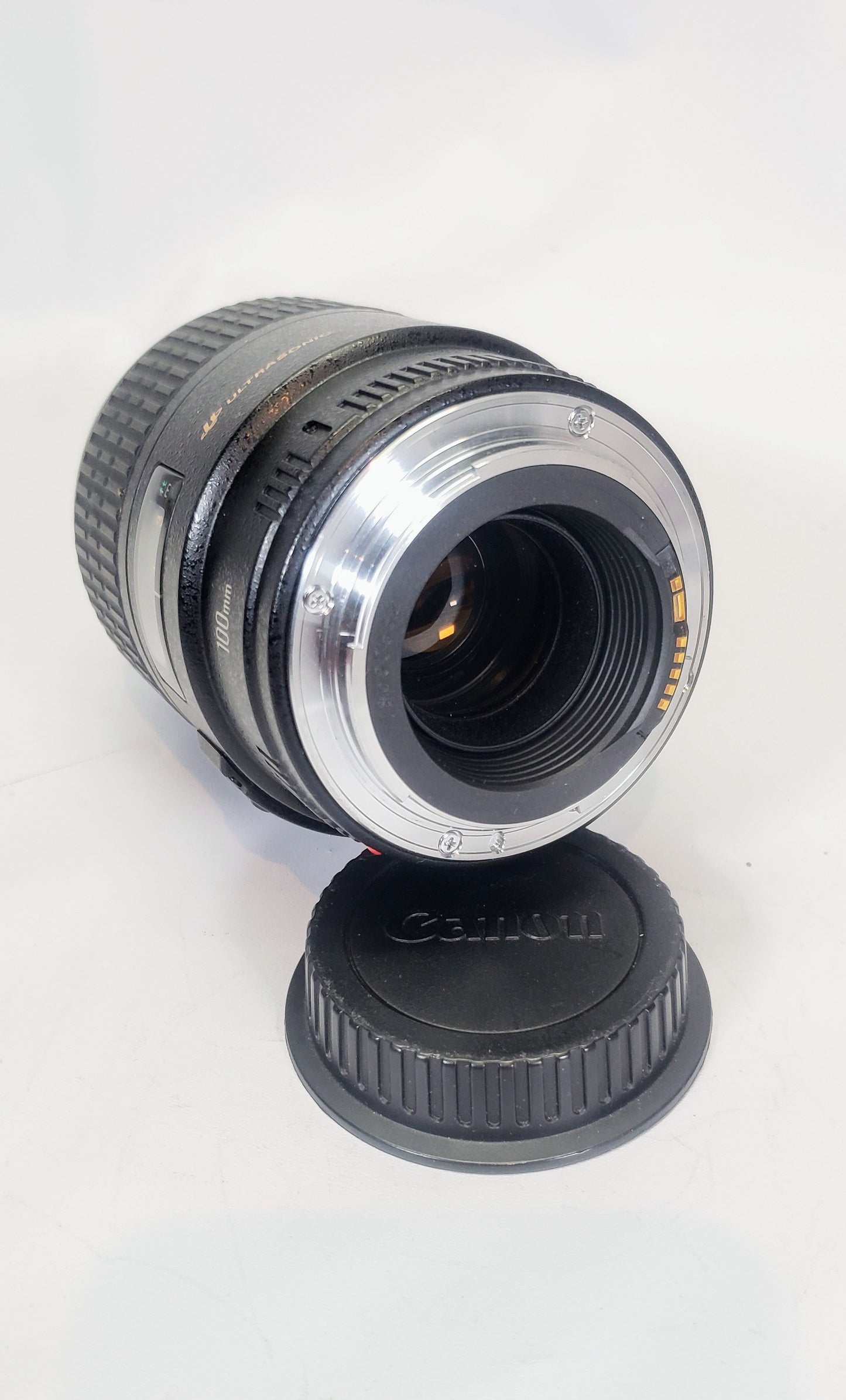 Canon EF 100mm f2.8 Macro